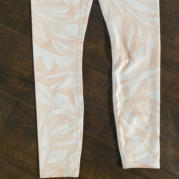 Athleta NWT High rise rainforest chaturanga 7/8 tight NEW - Picture 6 of 10